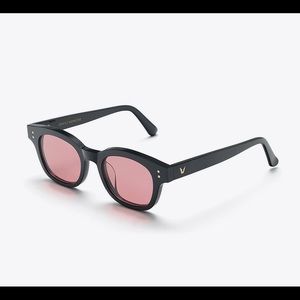 Gentle Monster Glasses red